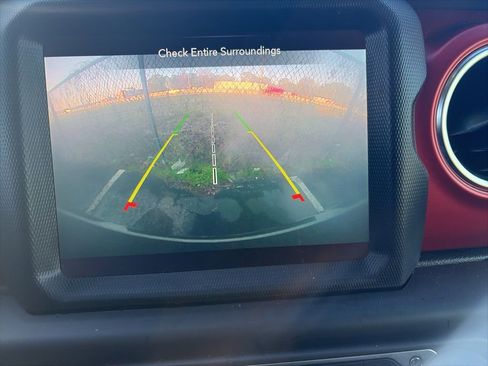 Used 2022 Jeep Wrangler Rubicon w/ LED Lighting Group image 19