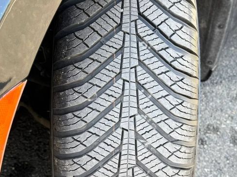 Used 2022 Chrysler Pacifica Touring-L FWD image 50