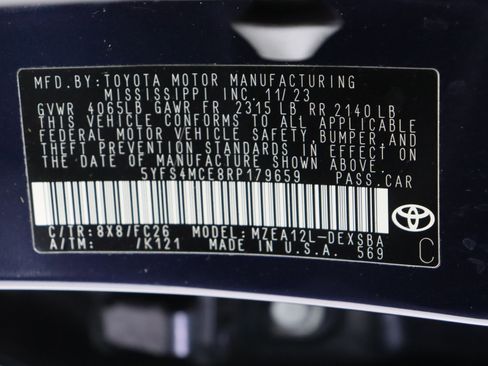 Used 2024 Toyota Corolla SE image 37