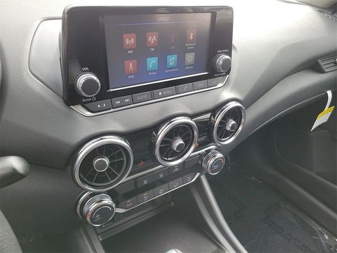 New 2025 Nissan Sentra S image 11