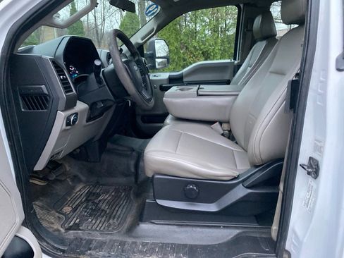 Used 2019 Ford F350 XL w/ XL Value Package image 9