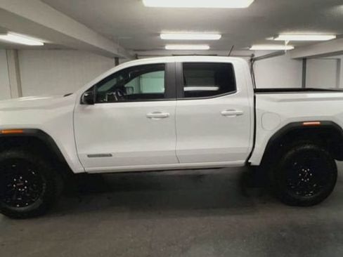 Certified 2026 GMC Canyon Elevation w/ Convenience Package AWD/4WD image 5