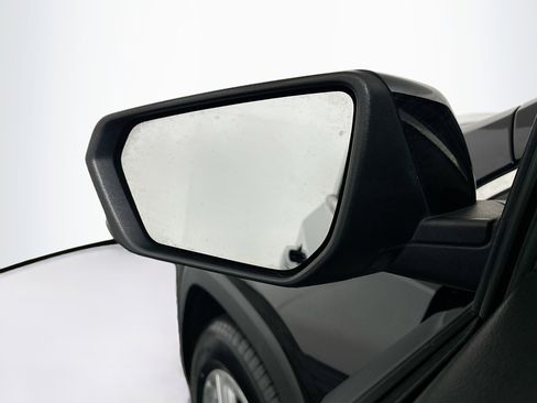 Used 2020 GMC Terrain SLE w/ Driver Convenience Package AWD/4WD image 16