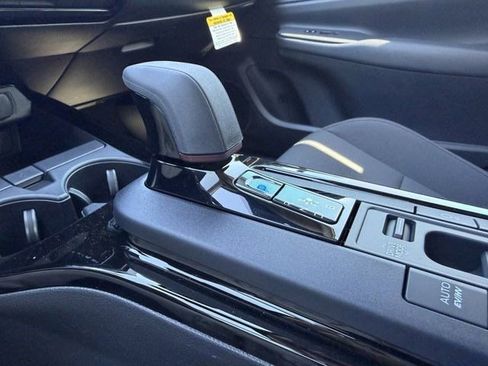 New 2026 Toyota Prius Plug-In Hybrid FWD image 17
