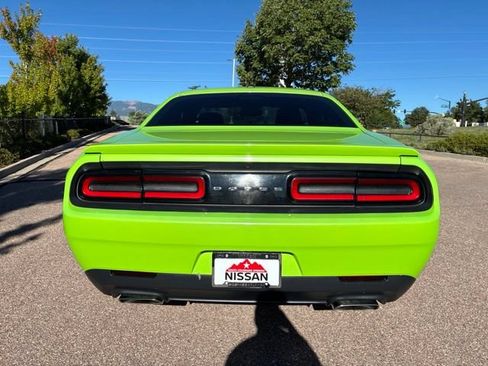 Used 2015 Dodge Challenger R/T w/ Quick Order Package 22B R/T RWD image 6