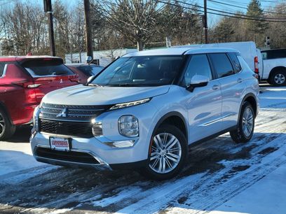 Used 2022 Mitsubishi Outlander ES