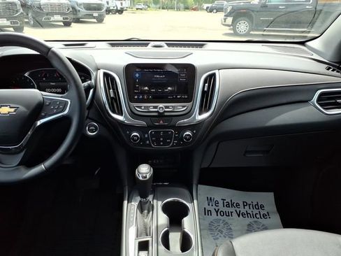 Used 2020 Chevrolet Equinox Premier AWD/4WD image 13