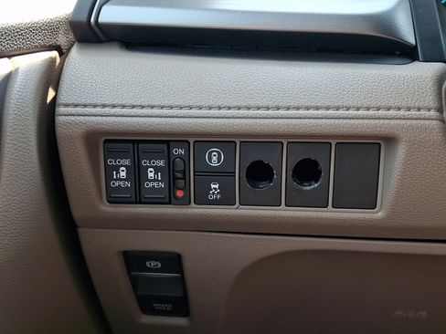 Used 2022 Honda Odyssey EX image 22