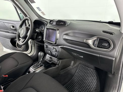 Used 2023 Jeep Renegade Latitude image 22