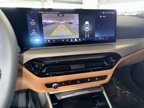 Certified 2025 BMW 330i Sedan w/ Convenience Package image 26