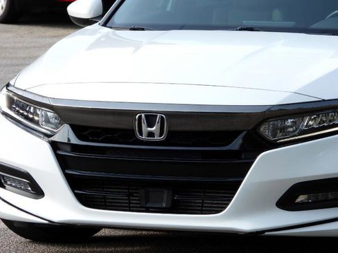 Used 2020 Honda Accord Sport image 6