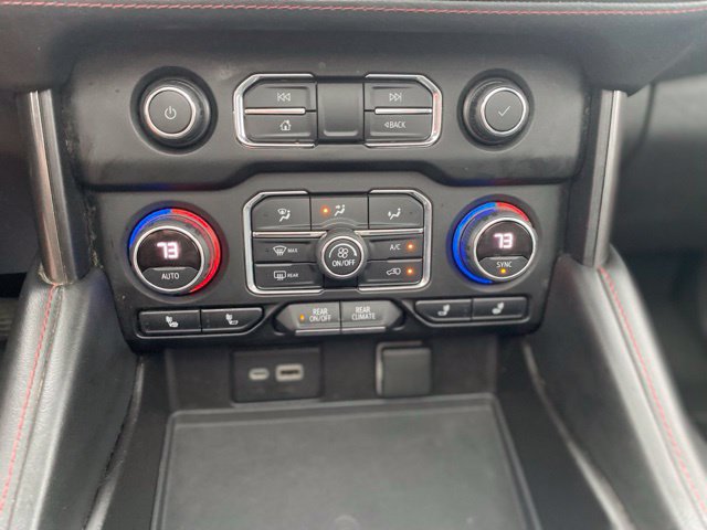 Used 2021 Chevrolet Tahoe RST w/ Luxury Package AWD/4WD image 28