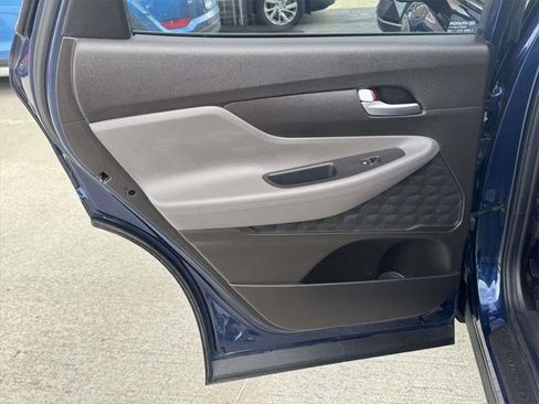 Used 2020 Hyundai Santa Fe SE image 10