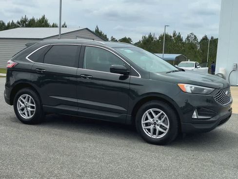 Used 2023 Ford Edge SEL w/ Convenience Package AWD/4WD image 2