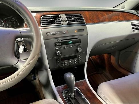 Used 2007 Buick LaCrosse CXL image 10