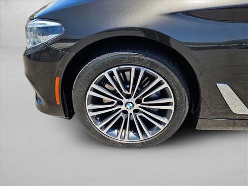 Used 2018 BMW 540i xDrive AWD/4WD image 23