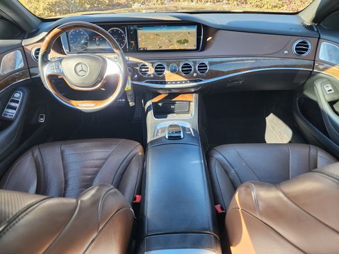 Used 2015 Mercedes-Benz S 550 Sedan image 17