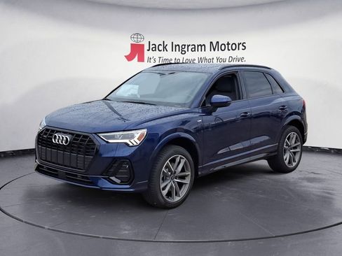 Used 2025 Audi Q3 2.0T Premium w/ Convenience Package AWD/4WD image 1