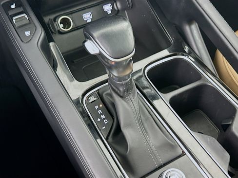 Used 2020 Kia Telluride SX w/ Towing Package FWD image 25