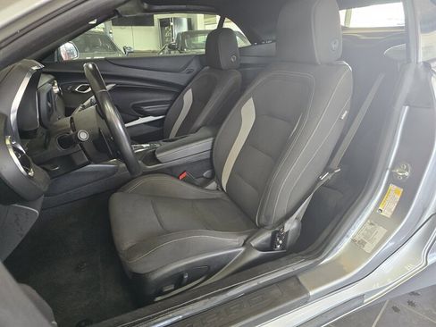Used 2023 Chevrolet Camaro LT RWD image 17