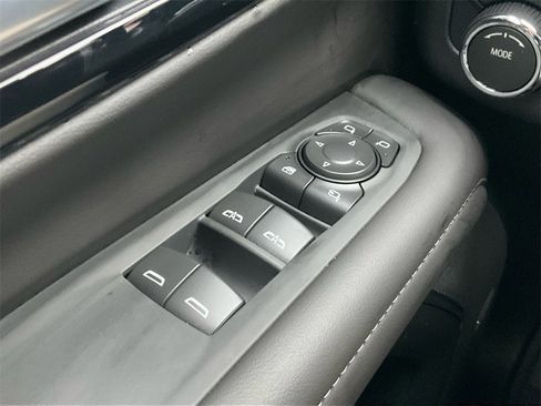 New 2026 Chevrolet Suburban Z71 w/ Comfort Package image 34