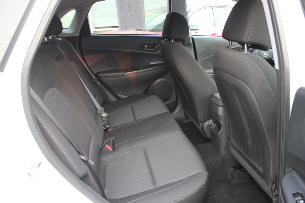 Used 2023 Hyundai Kona SEL w/ Cargo Package AWD/4WD image 29