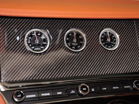 Used 2025 Bentley Continental GT Speed image 34