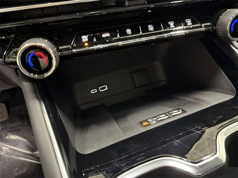 New 2026 Chevrolet Traverse LT w/ Sun and Wheel Package image 31