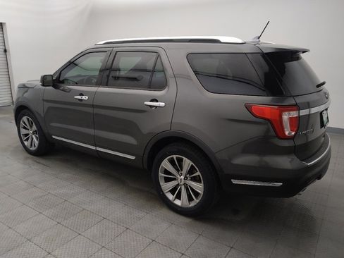Used 2018 Ford Explorer Limited image 3