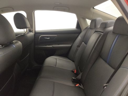 Used 2018 Nissan Altima 2.5 SR w/ SR Special Edition FWD image 18