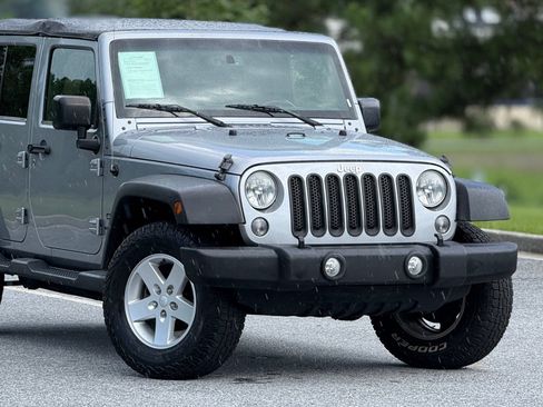 Used 2016 Jeep Wrangler Unlimited Sport w/ Quick Order Package 24S AWD/4WD image 43