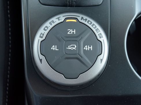 New 2026 Ford Bronco Outer Banks AWD/4WD image 14