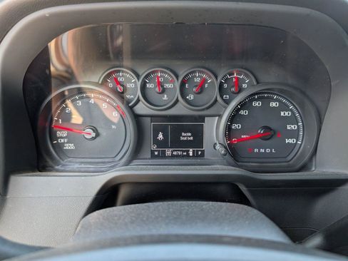 Used 2025 Chevrolet Silverado 1500 Custom Trail Boss AWD/4WD image 23