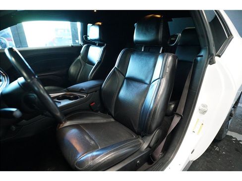Used 2018 Dodge Challenger SXT Plus RWD image 10