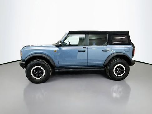 Used 2023 Ford Bronco Badlands image 4