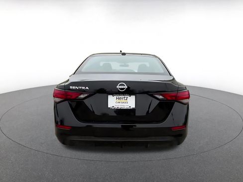 Used 2025 Nissan Sentra SV image 12