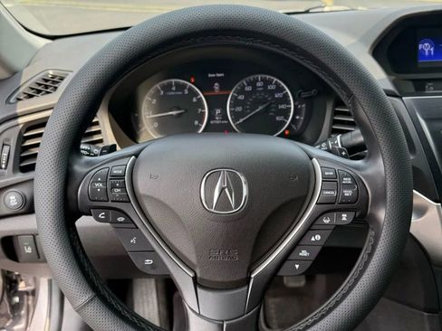 Used 2019 Acura ILX Sedan 4D image 17