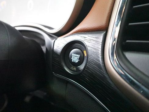 Used 2017 Jeep Grand Cherokee Summit w/ Platinum Series Group image 23