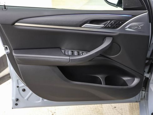 Certified 2024 BMW X3 xDrive30i w/ Premium Package image 9