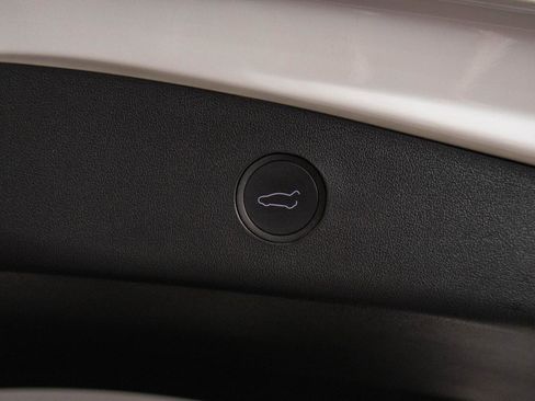 Used 2023 Tesla Model 3 Performance image 25