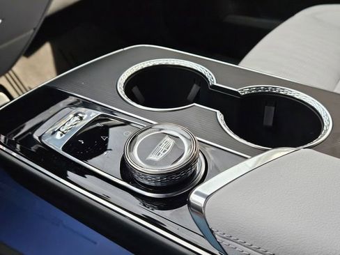 New 2026 Cadillac Lyriq Luxury image 18