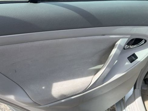Used 2007 Toyota Camry LE FWD image 22