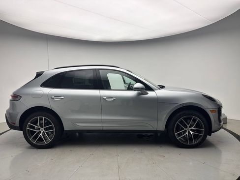 Certified 2026 Porsche Macan AWD/4WD image 23