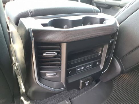New 2026 RAM 1500 Laramie AWD/4WD image 16