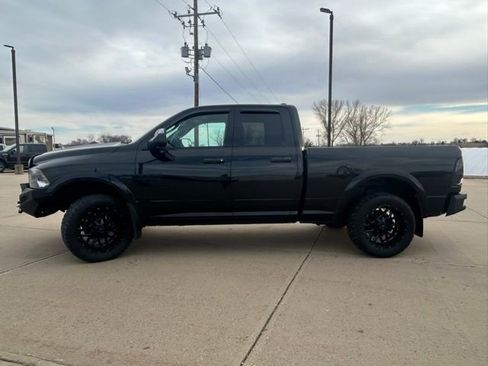 Used 2017 RAM 1500 Express w/ Black Ram 1500 Express Group image 4