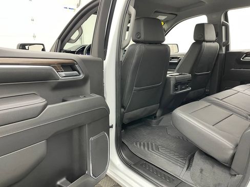 Used 2024 Chevrolet Silverado 1500 LT Trail Boss w/ Convenience Package II AWD/4WD image 36