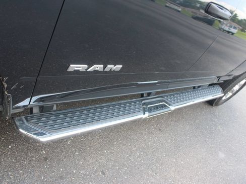 Used 2025 RAM 2500 Big Horn AWD/4WD image 16