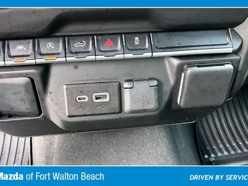 Used 2023 Chevrolet Silverado 1500 Custom AWD/4WD image 26