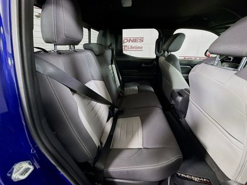 Used 2024 Toyota Tacoma TRD Off-Road w/ TRD Off Road Upgrade Package image 34