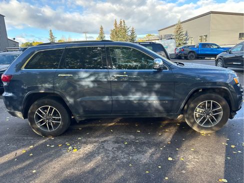 Used 2020 Jeep Grand Cherokee Limited w/ Trailer Tow Group IV image 10